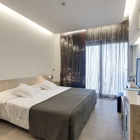 Smy Aran Blu Roma Mare (Adults Only)-2