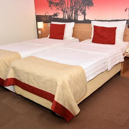 Expo Tower Hotel By Mellow Mood Hotels-3