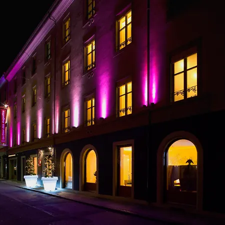 La Cour Des Augustins Boutique Gallery Design Hotel-3