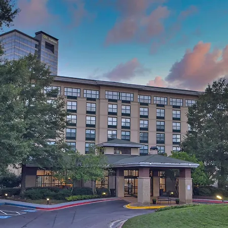 Hilton Garden Inn Atlanta Perimeter Center-3