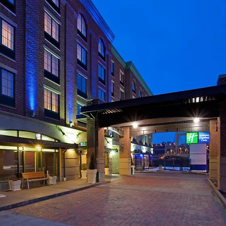 Holiday Inn Express Hotel & Suites Pittsburgh-South Side By Ihg-2