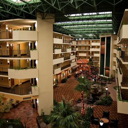 Embassy Suites By Hilton Memphis East Germantown Area-3