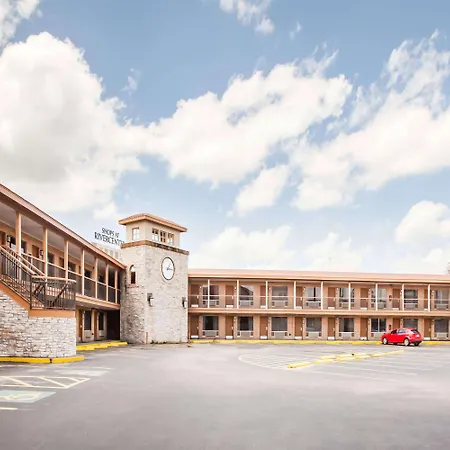 Days Inn By Wyndham San Antonio Alamo/Riverwalk-2