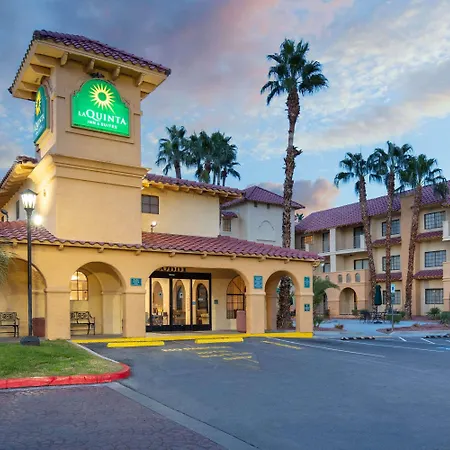 La Quinta By Wyndham Las Vegas Airport N Conv.-3