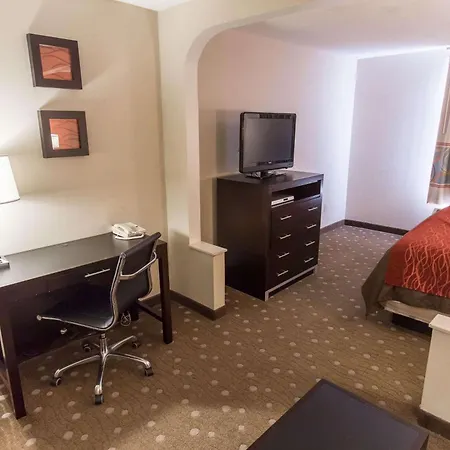 Comfort Inn Pittsburgh Crafton-3