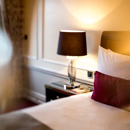 Hotel Bellevue Palace Bern-2