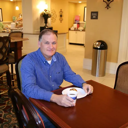 Hampton Inn & Suites Mobile - Downtown Historic District-3