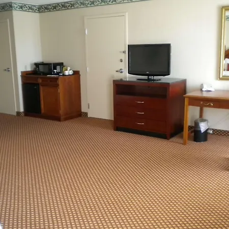Hilton Garden Inn Williamsburg-3