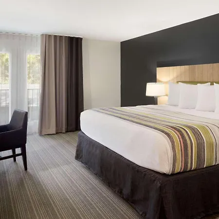 Country Inn & Suites Downtown Convention Center By Radisson, Gatlinburg, Tn-3
