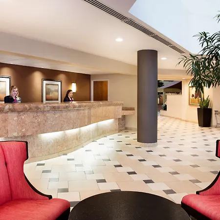 Embassy Suites Secaucus - Meadowlands-2