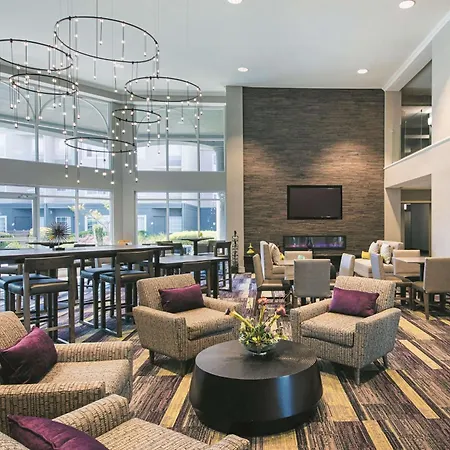 La Quinta Inn & Suites By Wyndham Austin Near The Domain-3