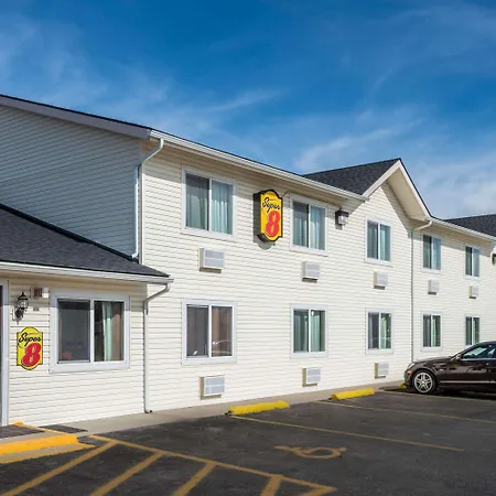 Super 8 Sheridan-2