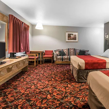Econo Lodge Laramie-3