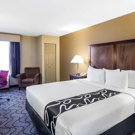 Oakland Airport Arena Hotel-2