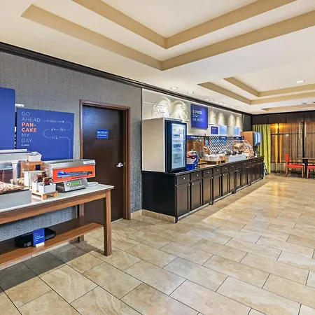 Holiday Inn Express Hotel & Suites Floresville By Ihg-2