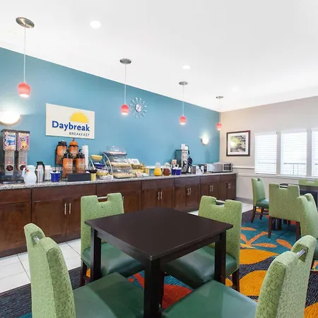 Days Inn By Wyndham Ennis-2
