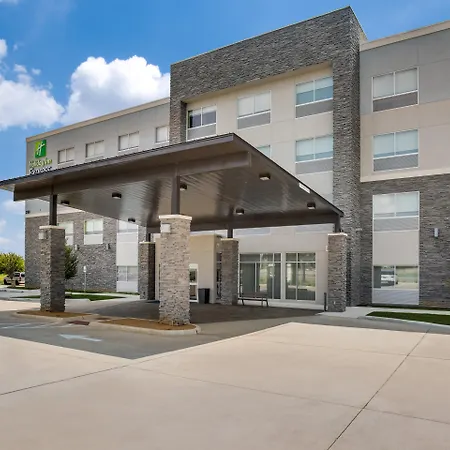 Hilton Garden Inn Denton-2