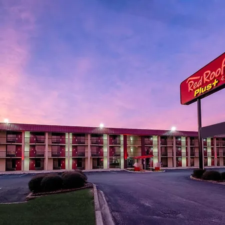 Red Roof Inn Plus+ Huntsville - Madison-3