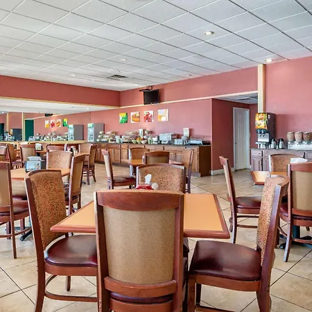 Quality Inn And Suites Palatka Riverfront-3