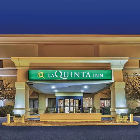 La Quinta Inn By Wyndham Toledo Perrysburg-2