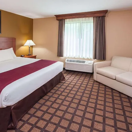 Baymont By Wyndham New Buffalo-3