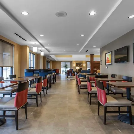Comfort Suites-Youngstown North-2