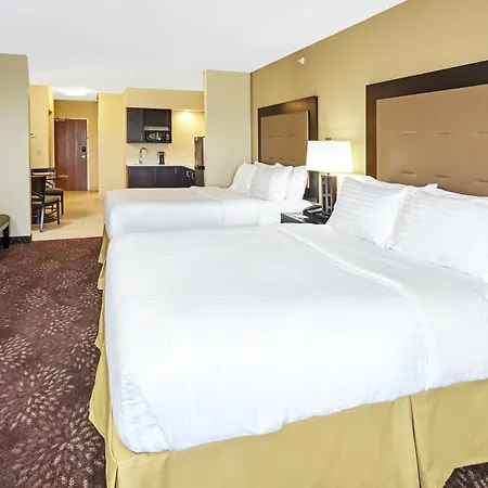 Holiday Inn Express & Suites Sandusky By Ihg-3