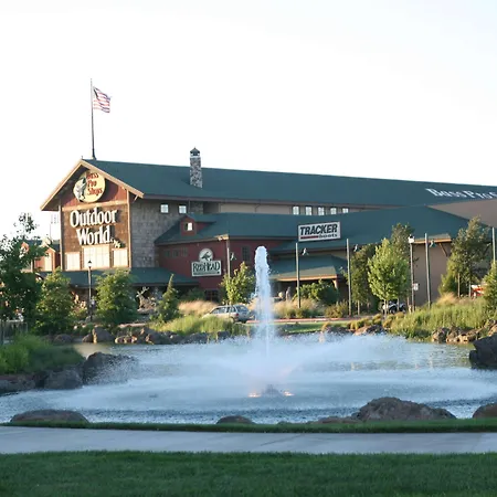 Hampton Inn & Suites Manteca-3
