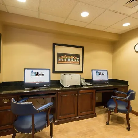 Hampton Inn Mount Airy-2