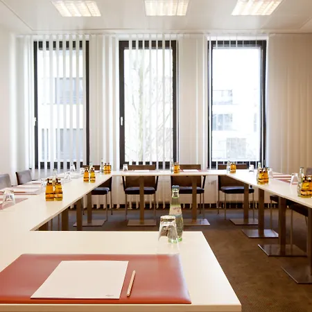 Vienna House Easy By Wyndham Stuttgart Vaihingen-2
