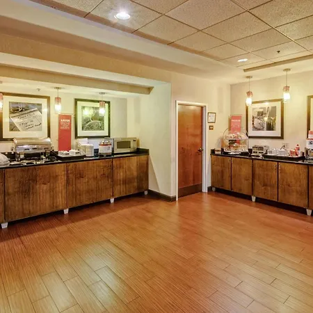 Hampton Inn Elizabeth City-3