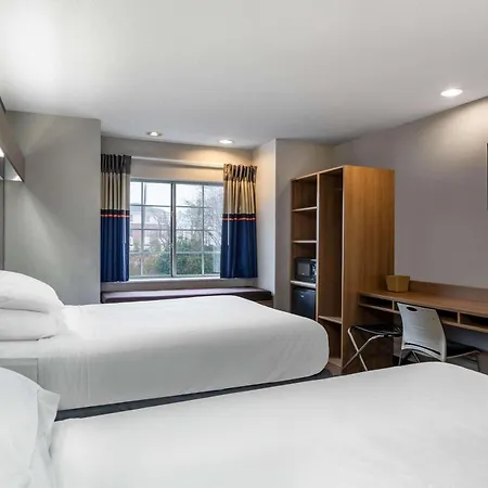 Microtel Inn & Suites By Wyndham Matthews/Charlotte-3