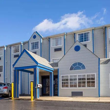 Microtel Inn & Suites By Wyndham Matthews/Charlotte-2