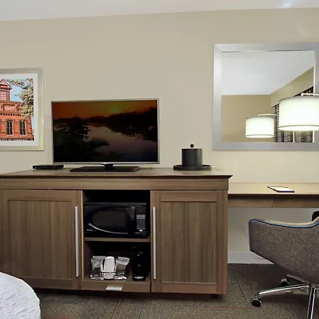 Hampton Inn Madison-2