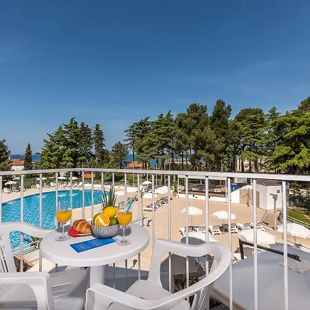 Valamar Pinia Hotel-2