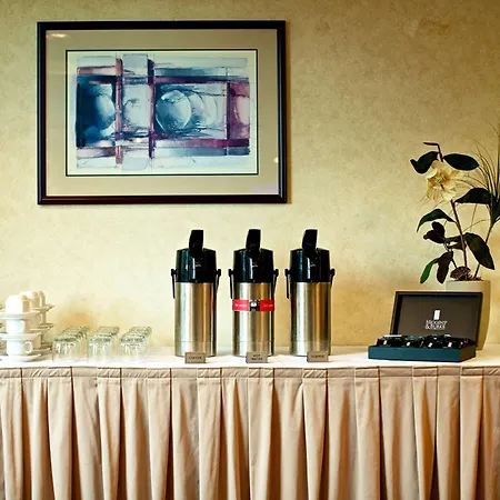 Hampton Inn & Suites, By Hilton - Vancouver Downtown-3