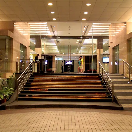 Pacific Regency Hotel Suites-2