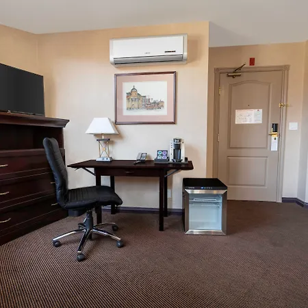 Ramada Limited Downtown Vancouver-2