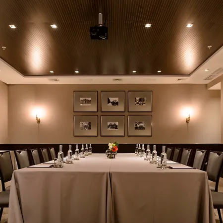 The Singular Santiago-3