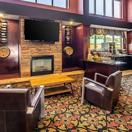 Quality Inn & Suites Abingdon-3