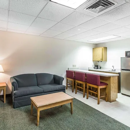 Quality Inn & Suites Waycross-3