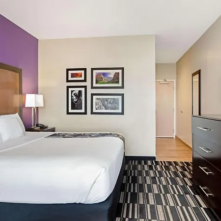 La Quinta By Wyndham Cedar City-3