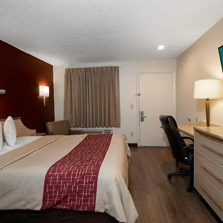 Red Roof Inn Indianapolis - Greenwood-3