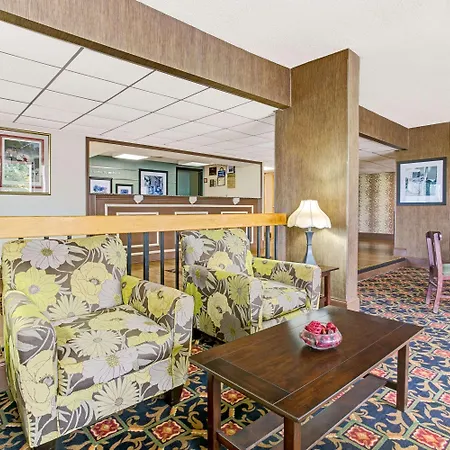 Days Inn By Wyndham Wilson-2