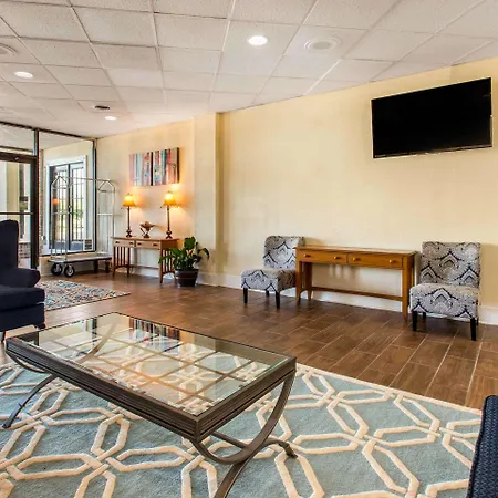 Ramada By Wyndham Santee I-95-3