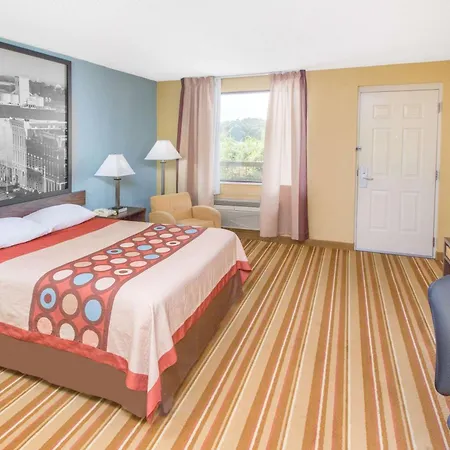 Super 8 By Wyndham Dothan-2