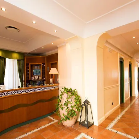 Best Western Hotel La Conchiglia-3