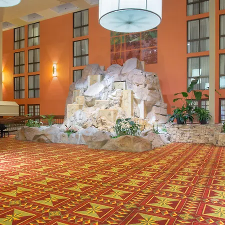 Crowne Plaza Denver Airport Convention Ctr-2