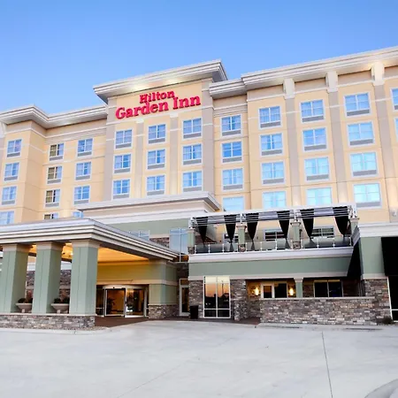 Hilton Garden Inn Olathe-3