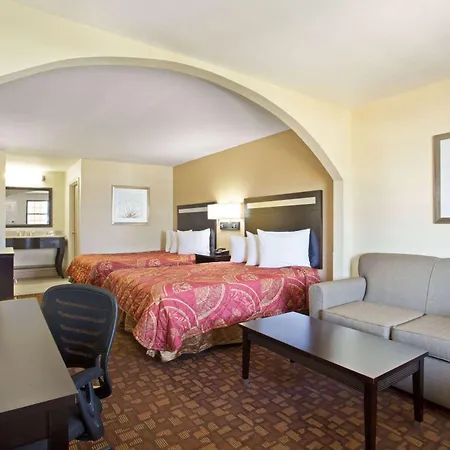 Days Inn By Wyndham Hammond-2